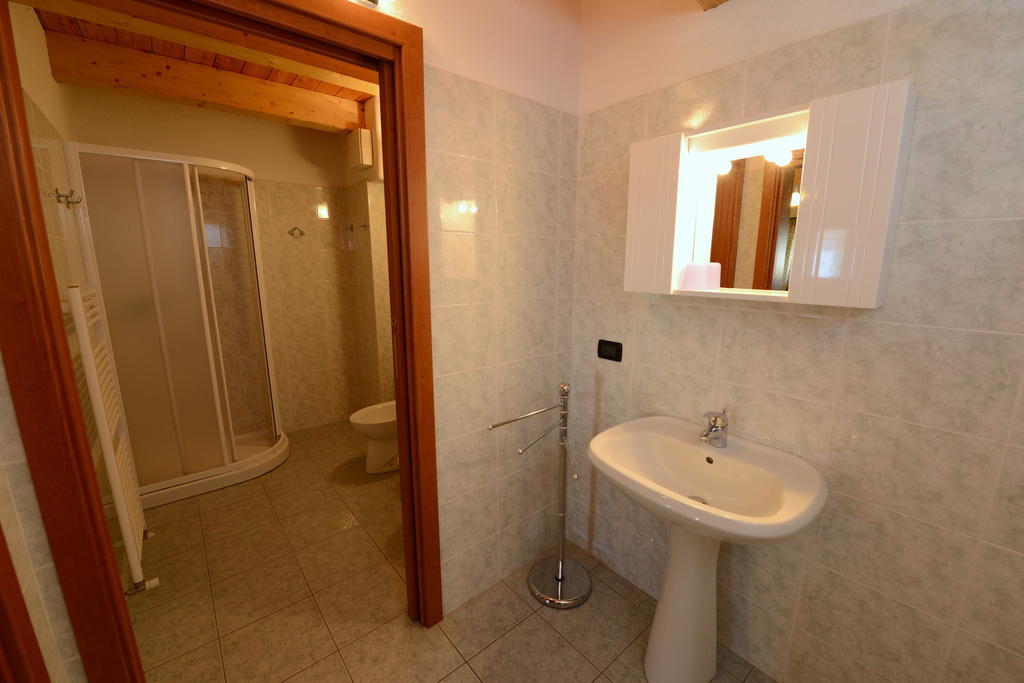 Vieilles Maisons D'Introd Quarto foto